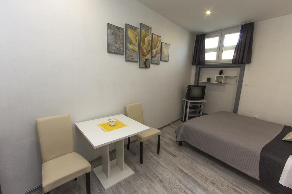Apartments Dado Zadar Exterior foto
